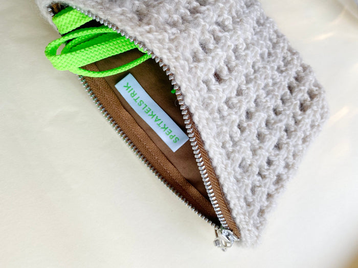 Erika Clutch strikkeopskrift