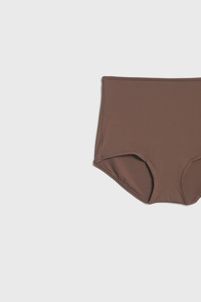 DARK BROWN