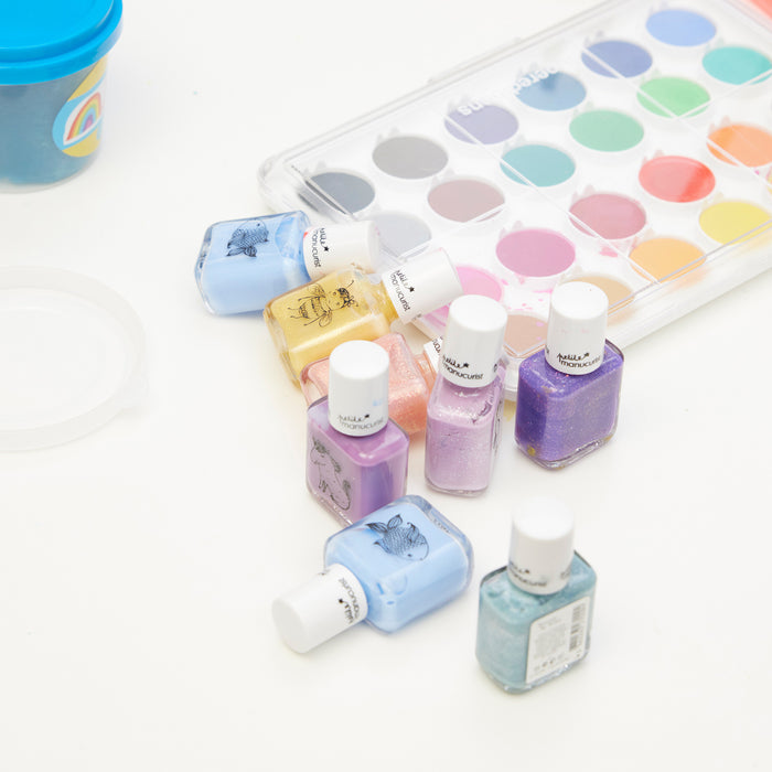 manucurist - Nail Polish Set - Wash Off - Bonnie, Lily, Janis - Lifestyle Cut
