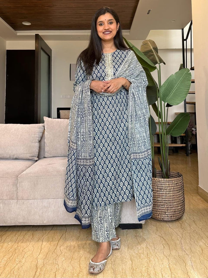 Zeeya Navy White Budget Cotton Suit Set