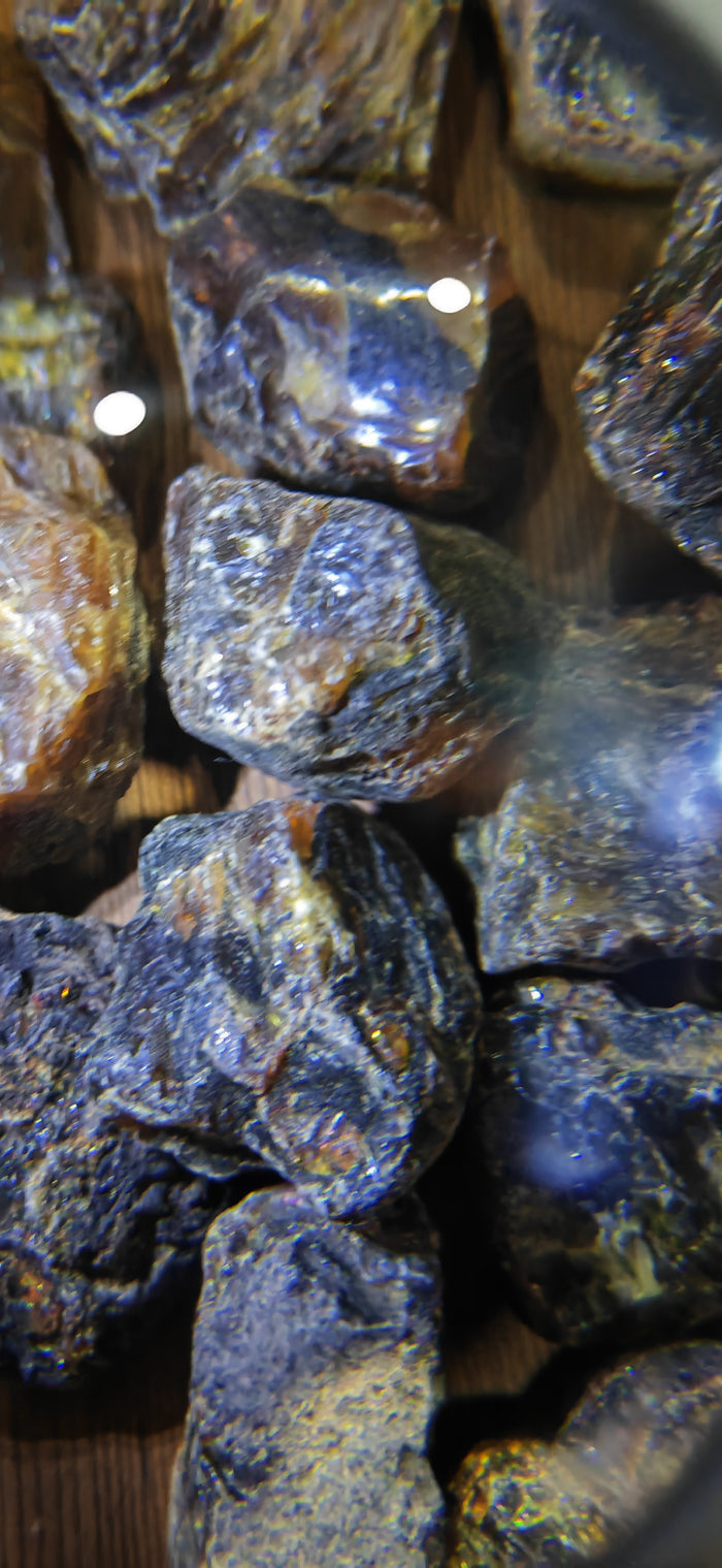 Earthstore® Amber Rough - LARGE Indonesian 3 Grades, rough