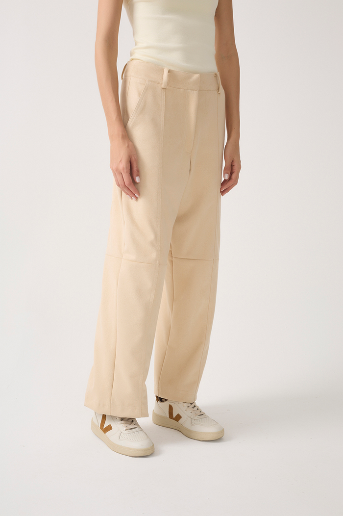 Beige Pockets Belt Loops Suede Pants_5