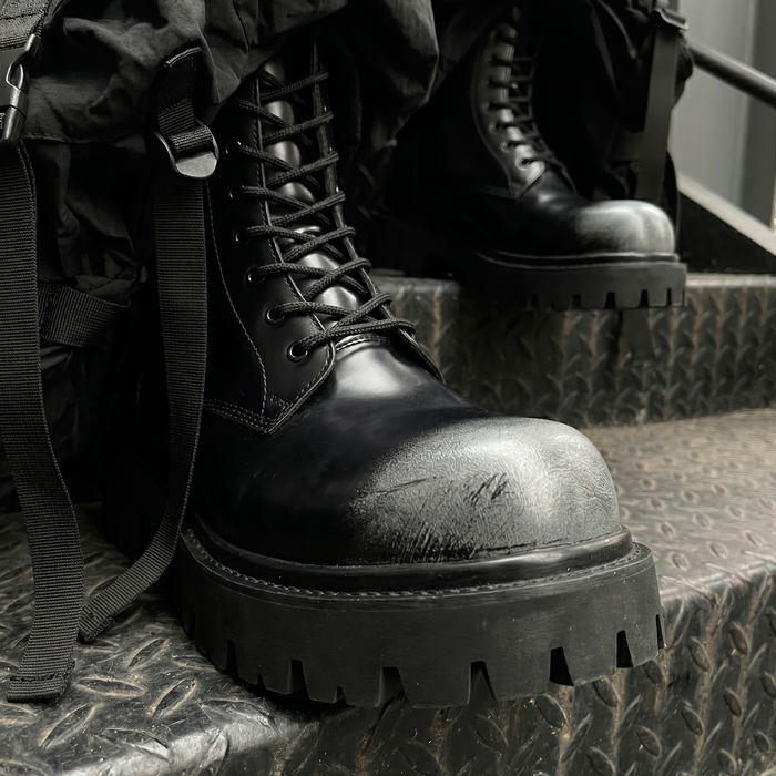 Botas Magnus Negro/Gris