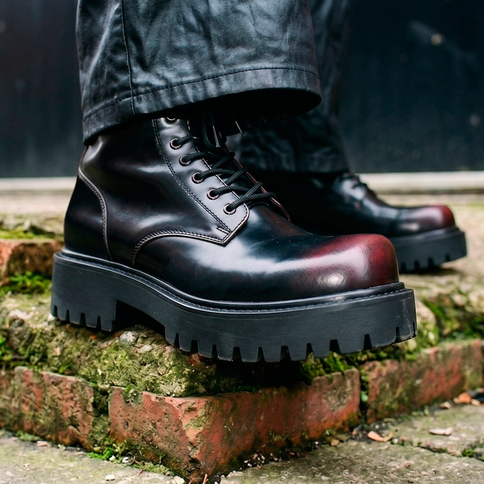 Botas Magnus Negro/Vino