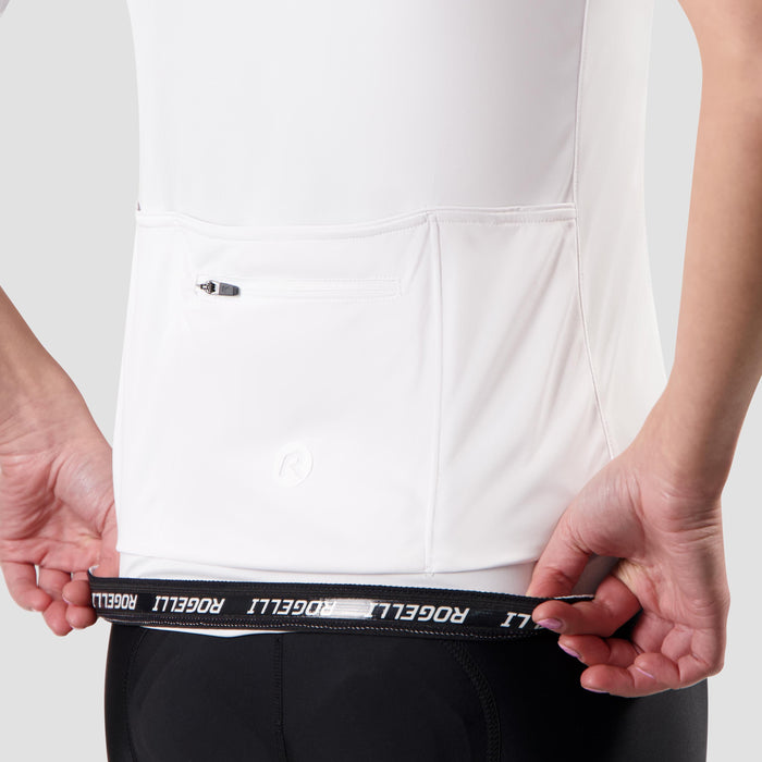Detail van Rogelli Core fietsshirt dames wit korte mouw achterkant.