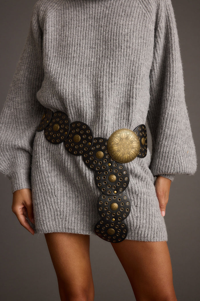 Eileen Brown Low Rise Belt shown as part of a styled outfit ensemble.