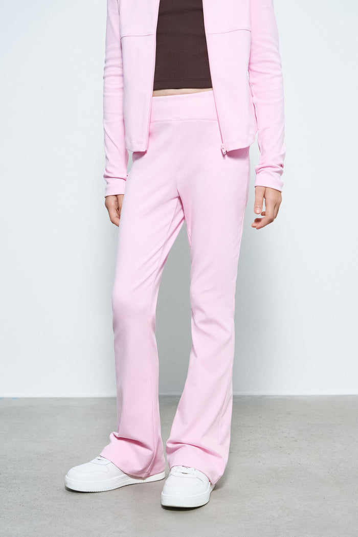 LIGHT PINK