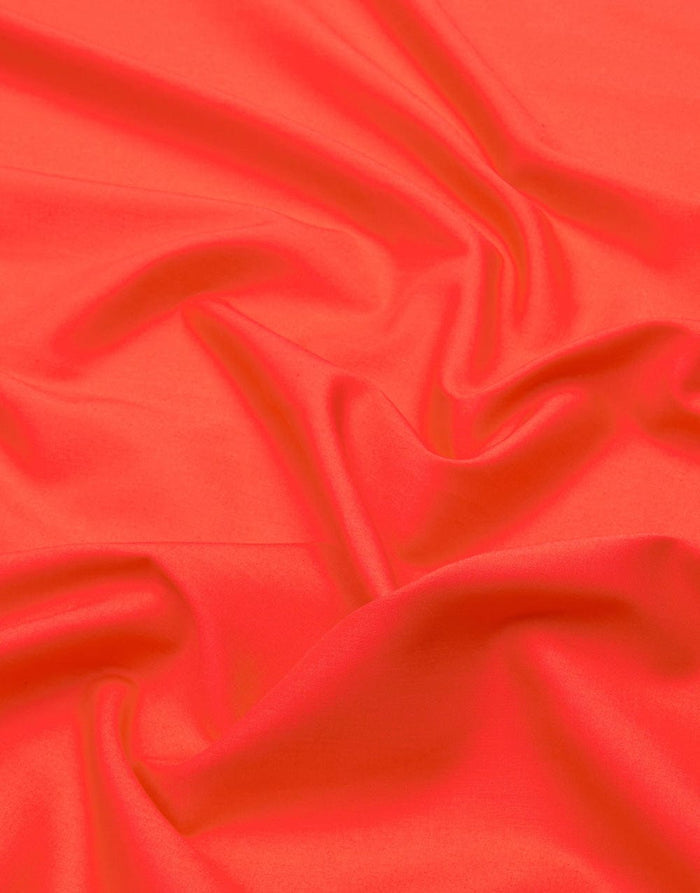 Liberty Fabrics Liberty Fabrics Tana Lawn® Plain Plain Tana Lawn® Liberty Fabrics Tana Lawn® Poppy Red Plain 100617321/02
