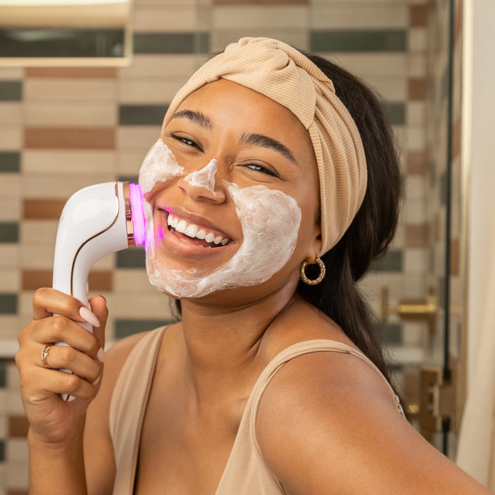Lux Soniqué Cleanser : Blue & Red Light Therapy for Skin