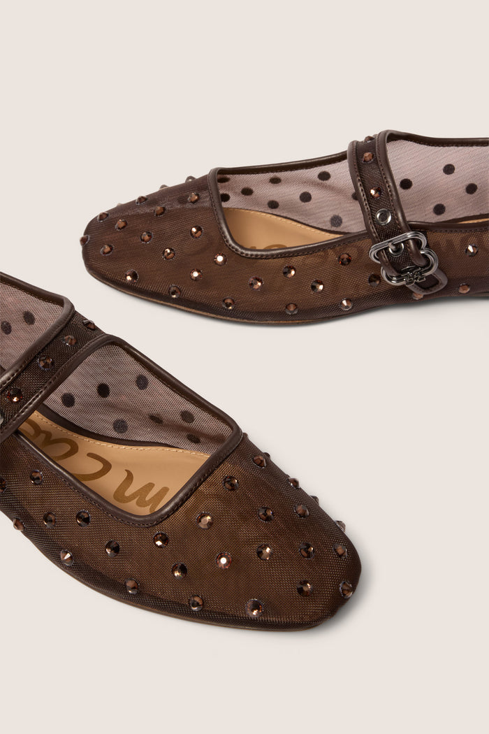 Michaela Shine Flat
