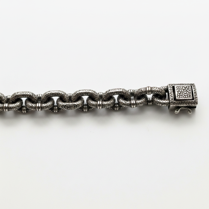 Rode Vintage Bracelet by CRUX