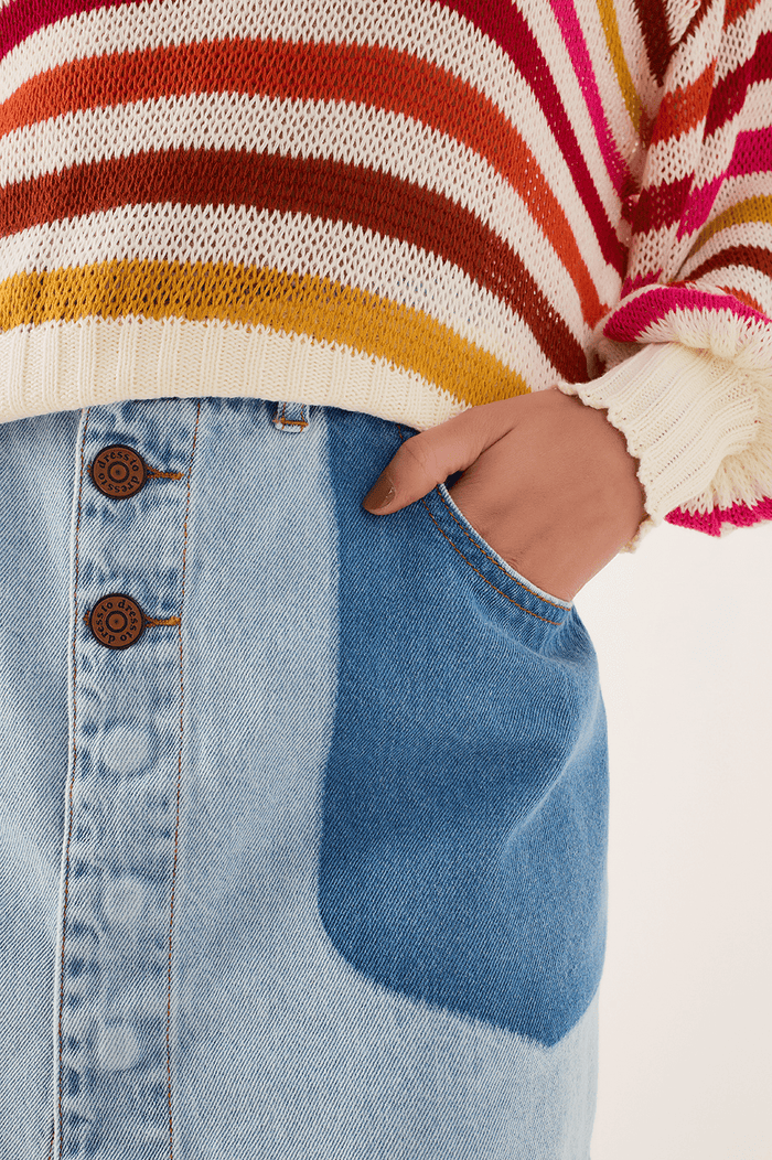 Signature-Detail Denim Skirt_4