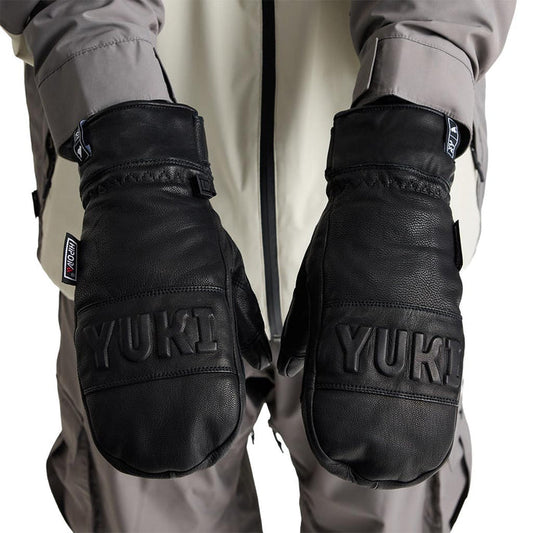 Yuki Threads Legit Mitt - Black