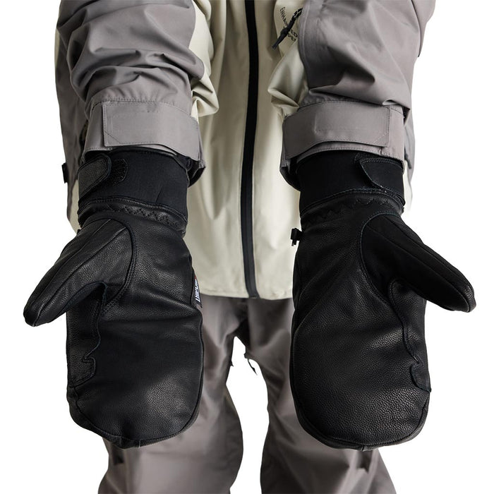Yuki Threads Legit Mitt - Black